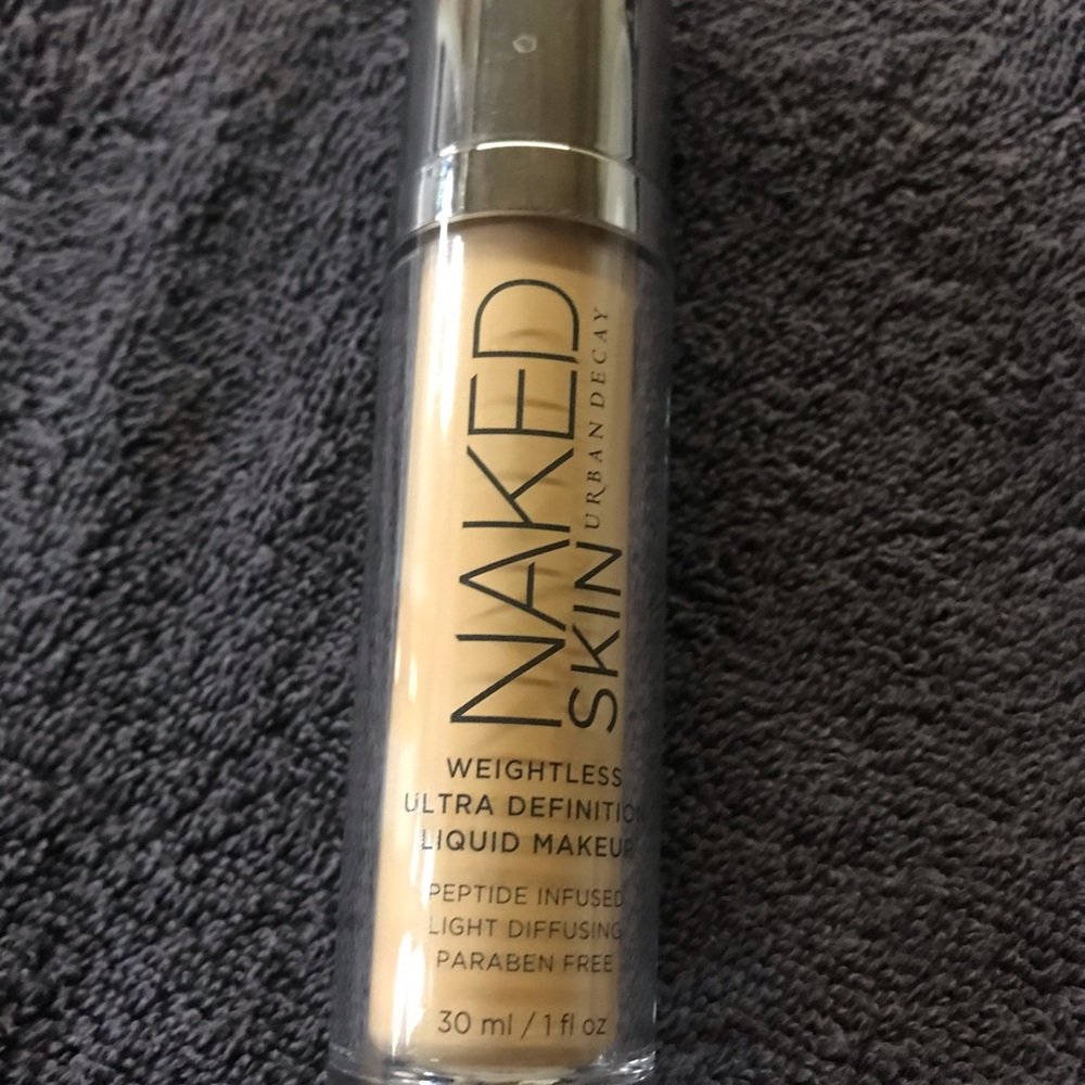 (Old Formula) Naked Skin Weightless Liquid Makeup